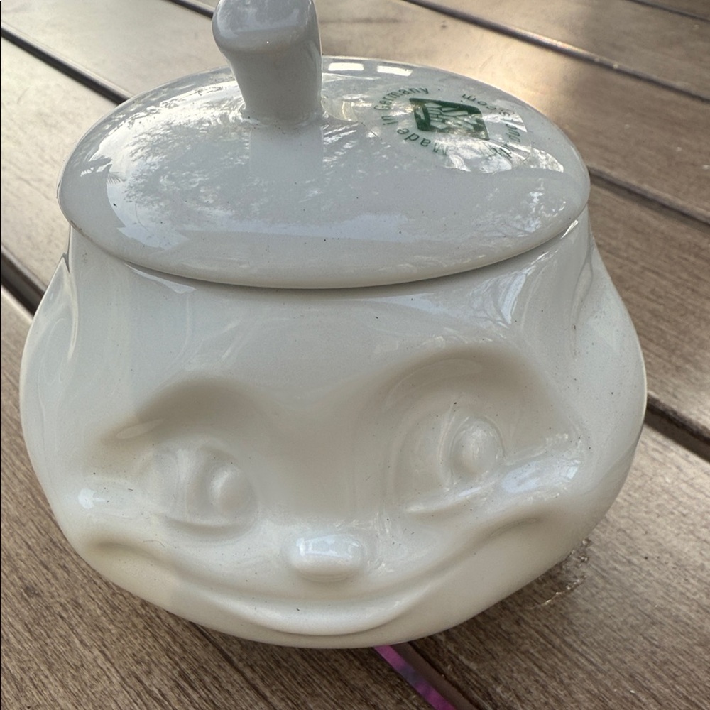 TASSEN sugar bowl